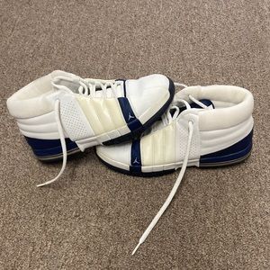 Jordan Team Elite - White/Navy Blue GS 6Y